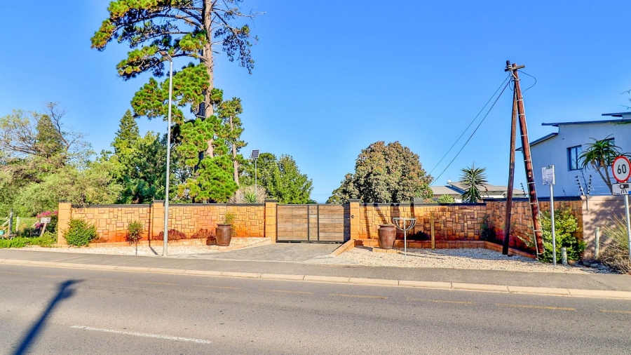 9 Bedroom Property for Sale in Onrus Western Cape